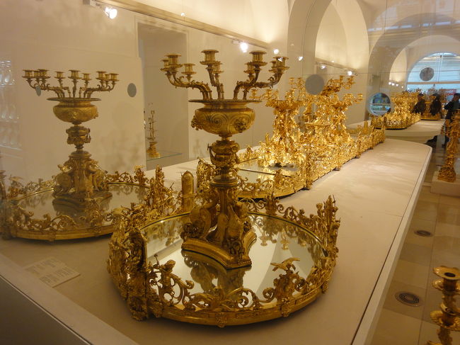 王宮にあるシシィ博物館の展示物