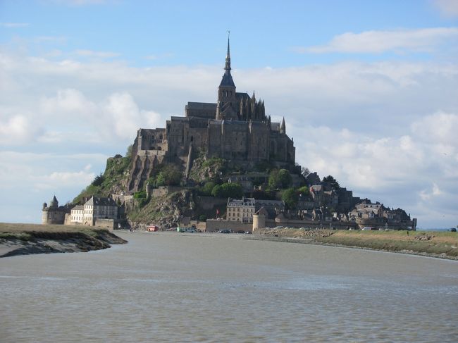 あまり道が写らないようにしようとしたら最低でも800ｍぐらいは歩かないといけません。