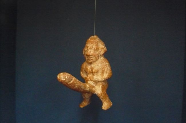 こんな像もありましたが・・・