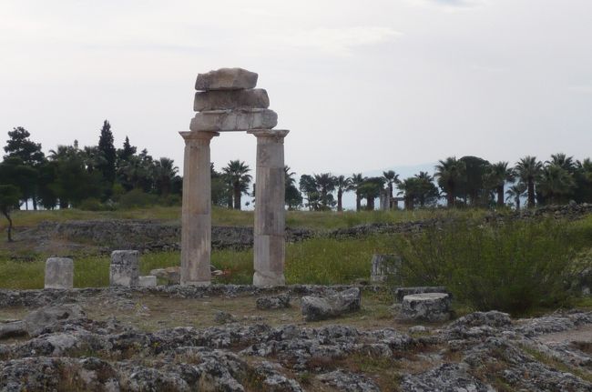パムッカレの石灰棚へ向かいます。