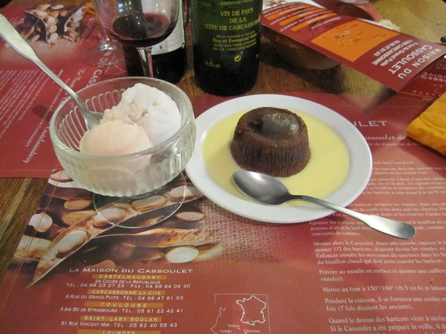 デザートは「ガトーショコラ」<br />甘いのは、あまり食べないけど、このガトーさんは今までで一番美味かった！