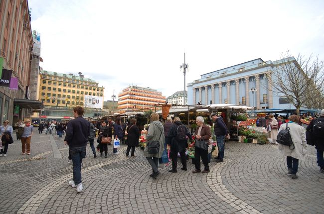 ヒュートリエットという屋外マーケットです