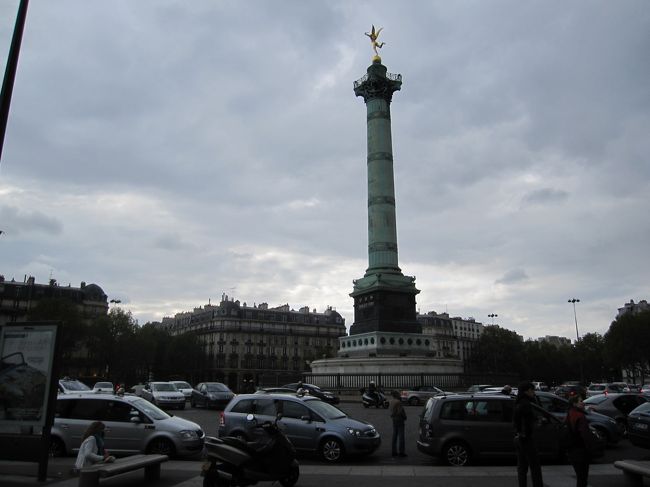 バスティーユ広場。