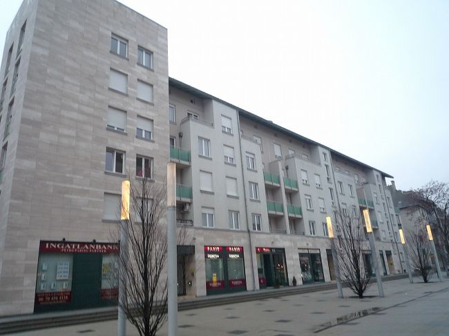 ブダペストの街並み。ショッピングモール。