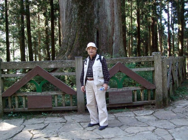 でかくて画枠に入りきらない・・・