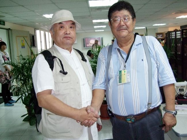 この太っちょおじさん、テレサに似てはりますかぁ？・・・('灬'?