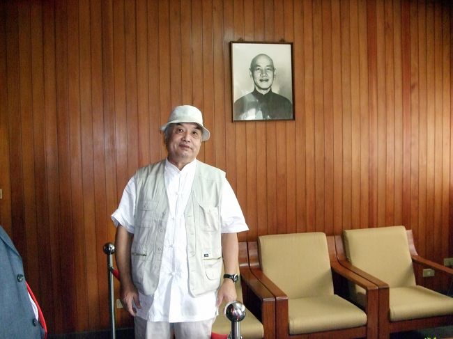 あ、蒋介石の肖像ですね。