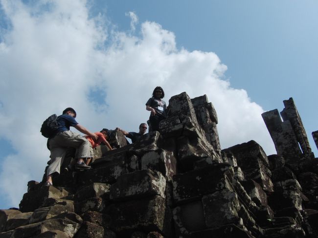 上まで結構距離あります。<br /><br />汗が；