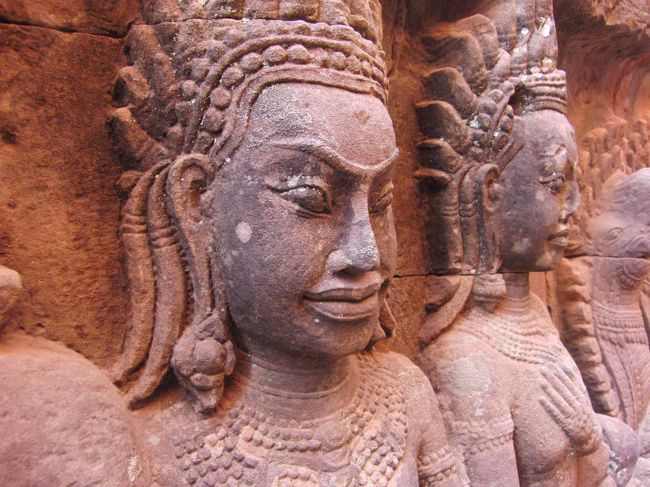 その他たくさんの場所をめぐり、<br /><br />良い想い出となりました。<br /><br />アンコールトムの敷地内は、<br /><br />１日で周るにはかなりハードです。<br /><br />