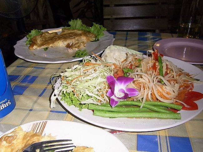 食べきれないほど注文してしまった。<br />なかなか美味しかったです。