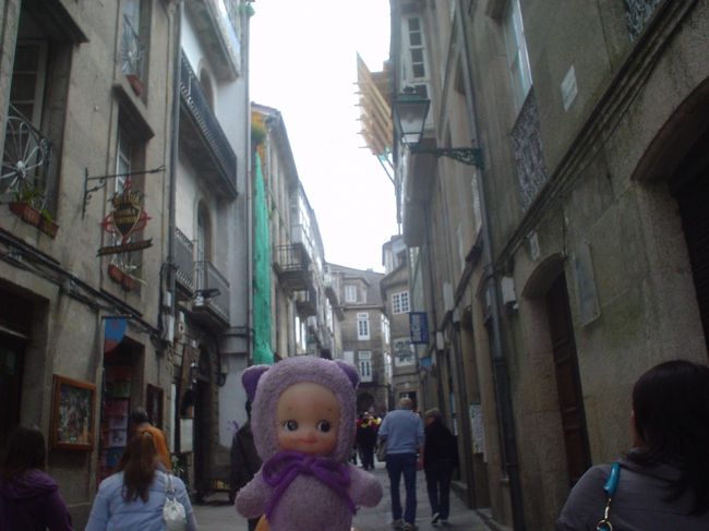 旧市街をお散歩。<br />でも、メーデーの5/1だったので、お休みしているお店が多いです・・・