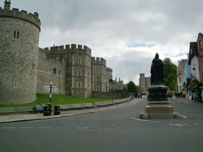 ロンドン郊外にあるウィンザー城。<br />エリザベス女王はここで週末を過ごすことが多い。