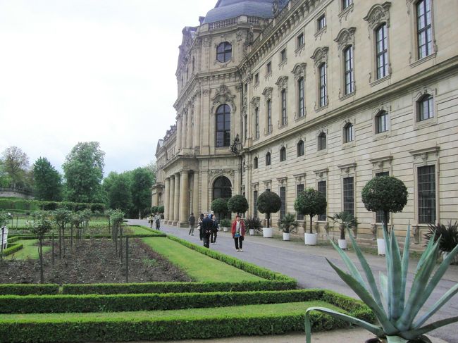 ヴュルツブルク；レジデンツ、庭園側。