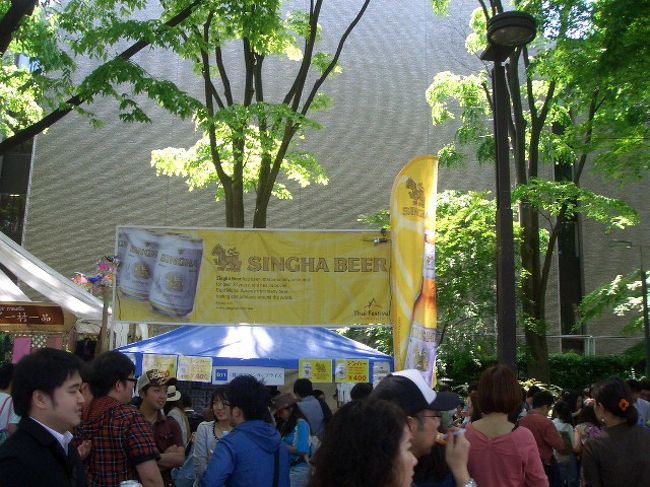 お馴染みシンハービールのお店。<br />（今回は飲んでません）