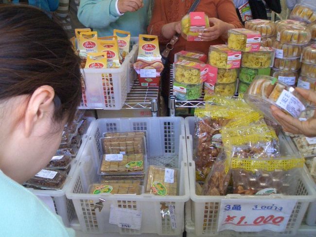 タイのお菓子・・・<br />タイ料理は大好きですが、お菓子とかダメです。