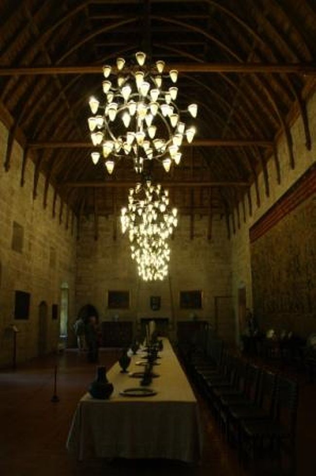 同じく、ブラガンサ侯爵館の中です。<br />食堂か、宴会場のようです。