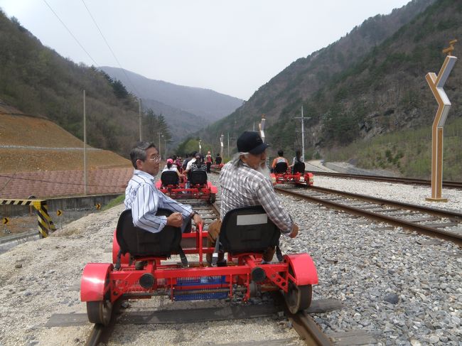 いくぞ-ついてこい-<br />追突なんぞしたら<br />承知しね-ぞ