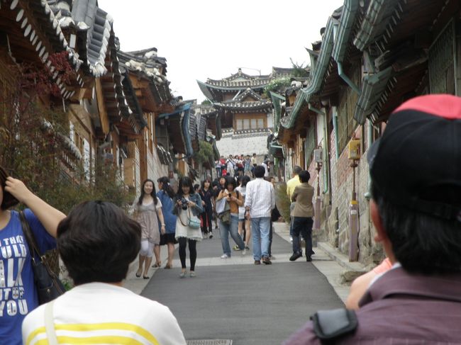 あれ-彼女達又会ったぞ<br />メ−ルアドレス貰えや撮った写真６カットあるぞ<br />送ってあげよう