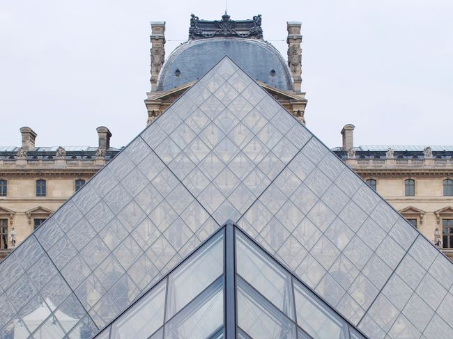 二つのピラミッド