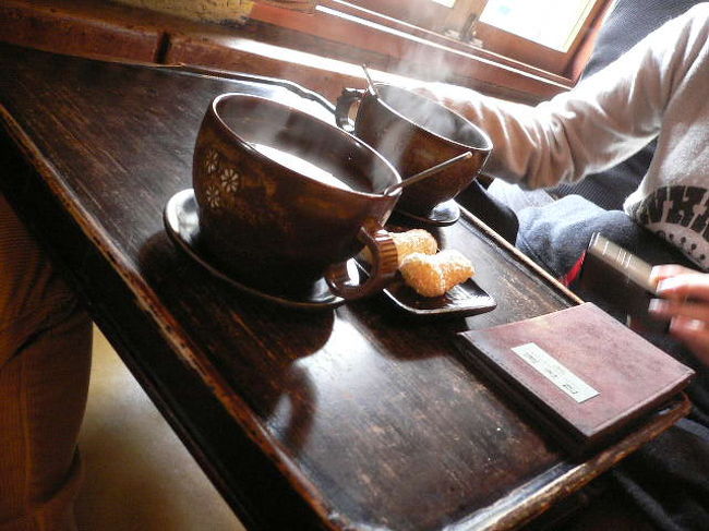 インサドンで伝統茶を一杯！