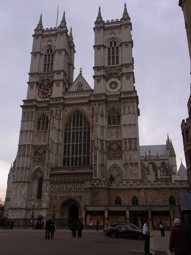 Westminster Abbey！<br />ダヴィンチコードを読んでから来ると<br />なんとなく感慨深くなりましたｗ