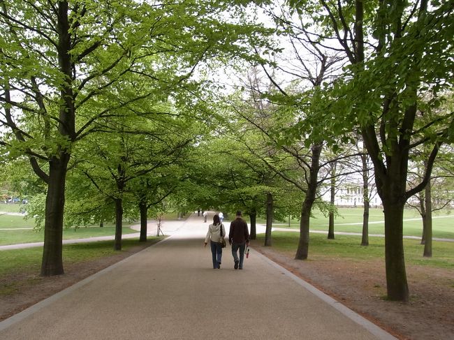 Greenwitchは天文台もそうですが<br />この公園がのどかで大好きな場所です♪<br />この景色の中なら丘を登るのも苦じゃないです！