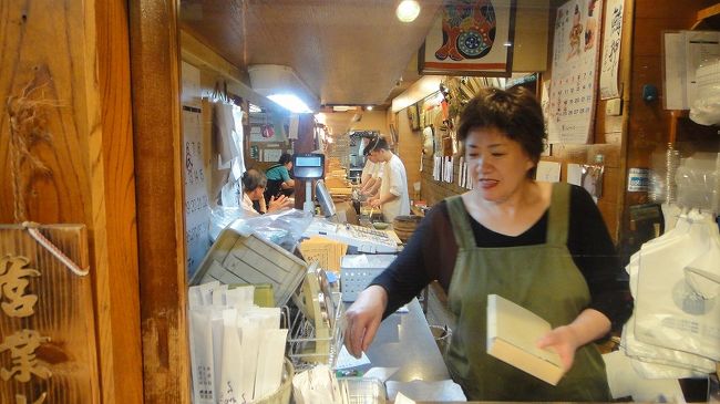 外国人のお客さんも多いおすし屋さんでした。