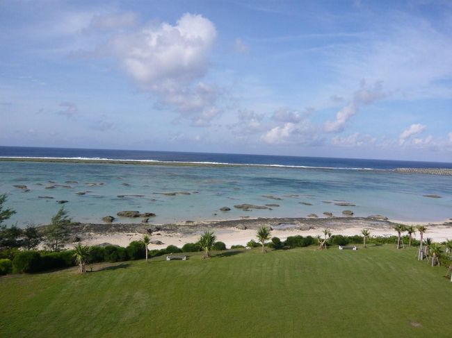 翌朝、ホテルからの景色。<br />部屋はすべてオーシャンビューで素敵な景色が広がります。