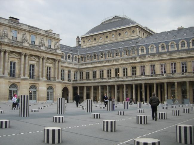 パレ・ロワイヤルの中庭<br />