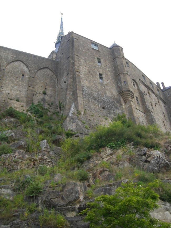 朝から眠気も飛ぶモンサンミッシェル