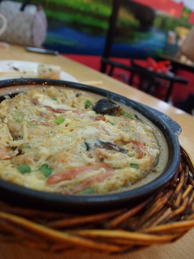 メニューで、何を頼めば何が出てくるかよくわからず。<br />とりあえず、蟹という漢字は読めたので頼んだらこれが出てきた