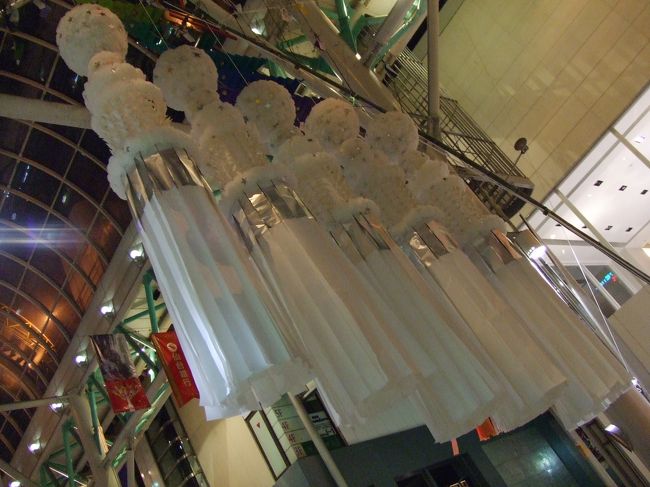 デザインは多種多様。<br /><br />真っ白もキレイ。