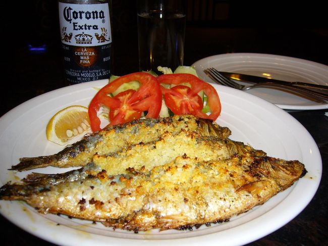 ディナーは軽くポルトガル料理を。<br />イワシのグリル。<br />日本人が大好きな、さっぱりテイストの焼き魚♪