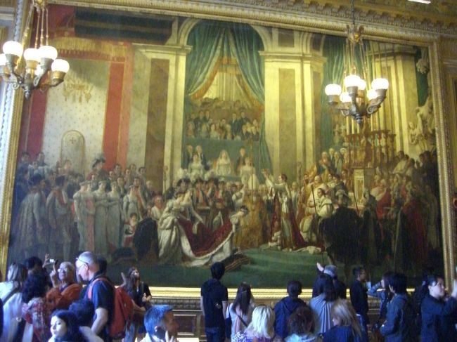 大きな絵です<br /><br />周りの観光客と比較してください