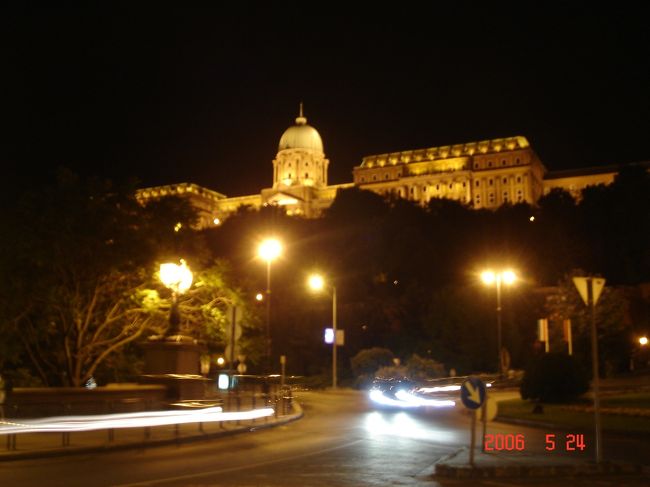 王宮に到着。(丘の下ですが。。。)