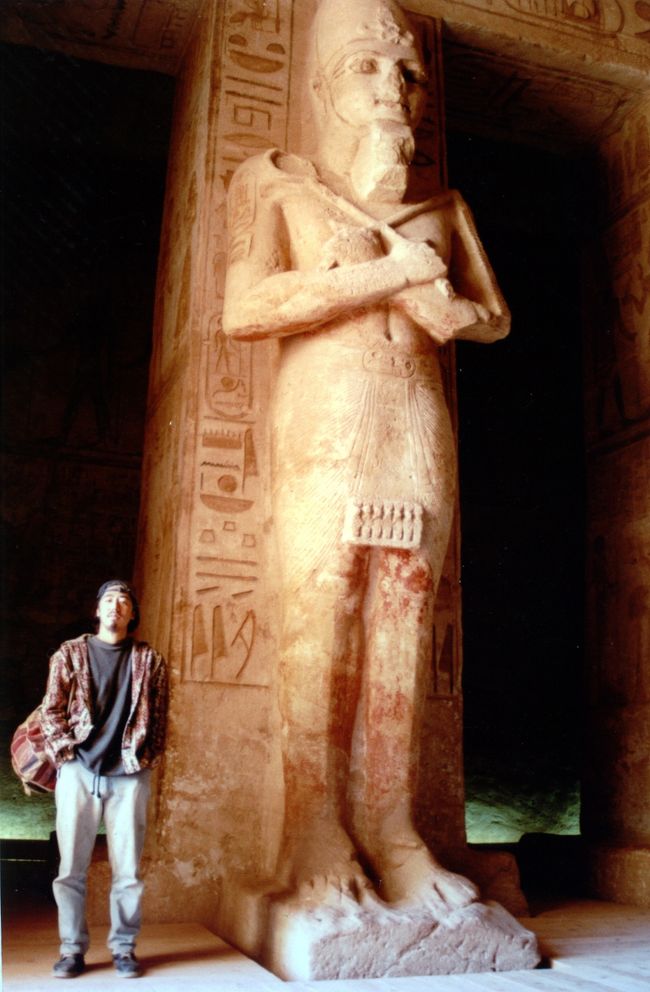 ABU SIMBEL (アブシンベル宮殿)で知るラムセス2世のナルシスト ABU SIMBEL (アブシンベル宮殿)で知るラムセス2世のナルシスト