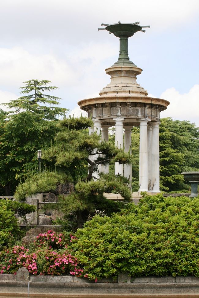 2010晩春、鶴舞公園(1):薔薇(1):5月30日(1):給水塔、奏楽堂、蔓バラ