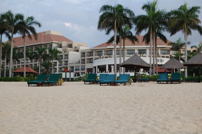 ビーチからの、メインタワー。