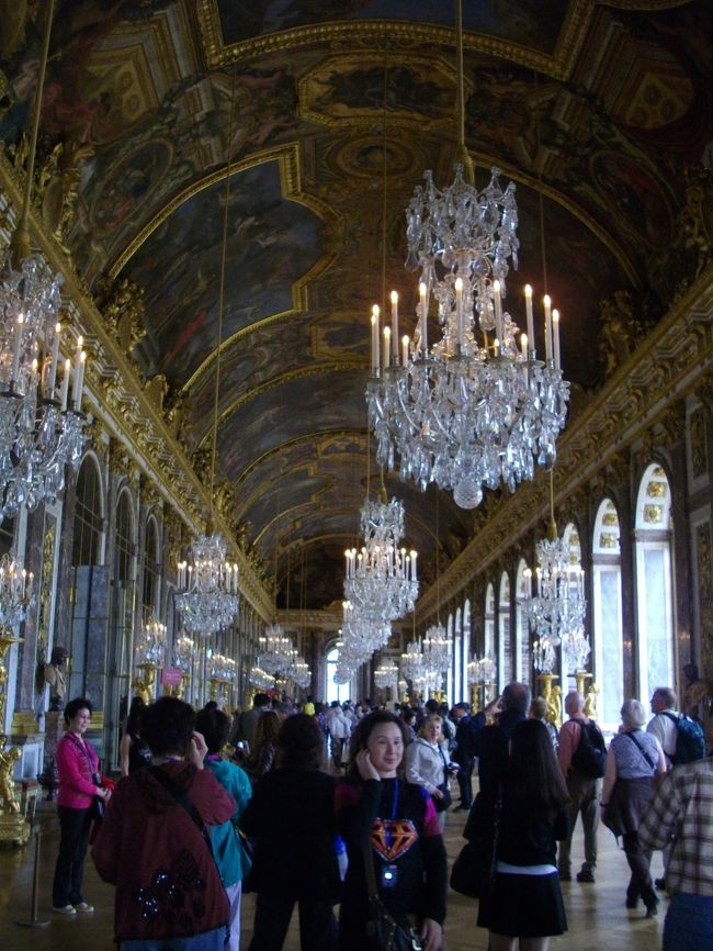 鏡の間<br /><br />スゴイ!!!<br />素晴らし過ぎて言葉が出ません。<br />宮殿内の一番の見所です。