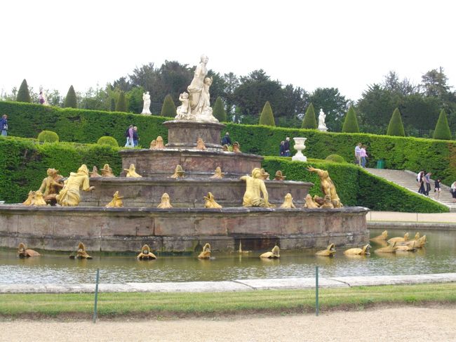 ラトーヌの泉です。