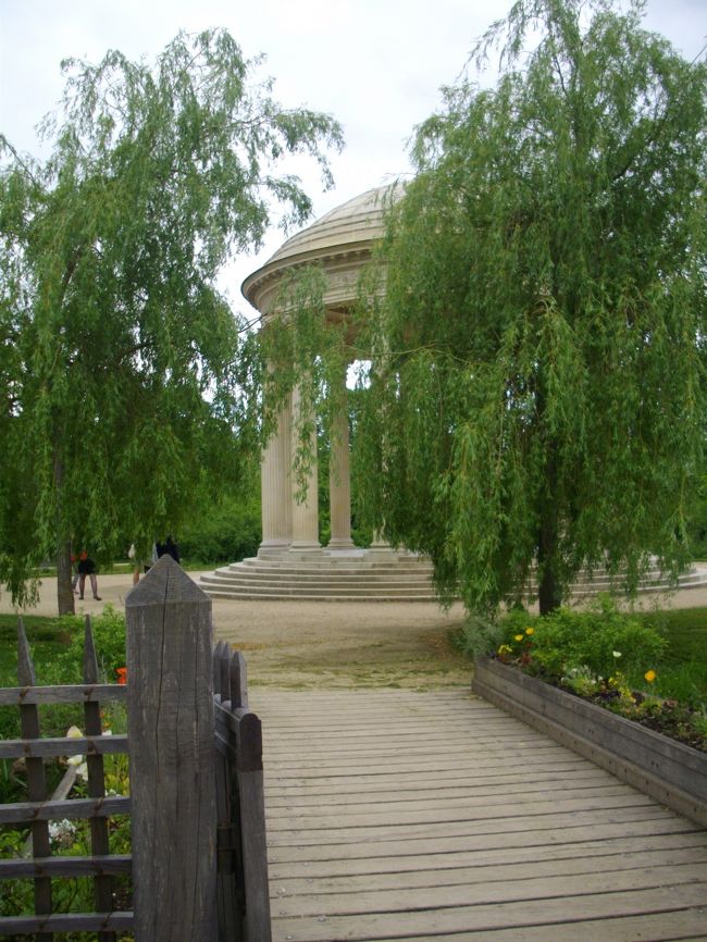 愛の宮殿<br /><br />マリー・アントワネットとフェンゼルの密会場所。