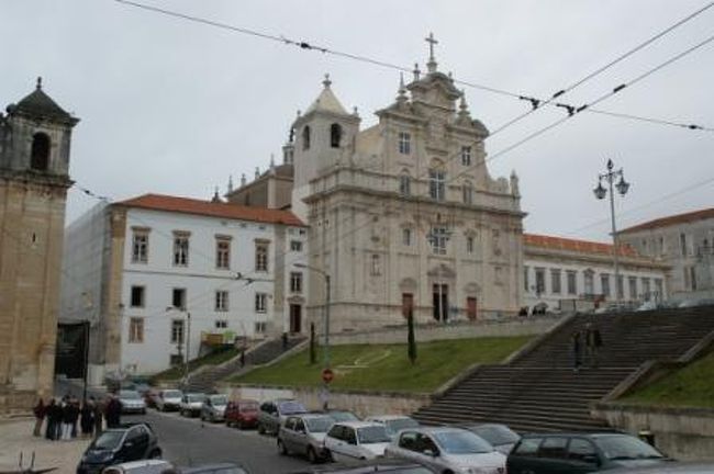 新カテドラルです。<br />１５９８年に建立されたそうです。