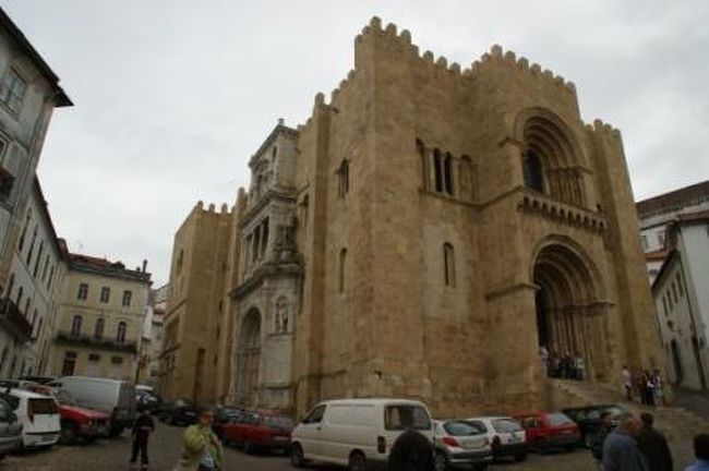 旧カテドラルです。<br />１１６２年に建立されたそうです。