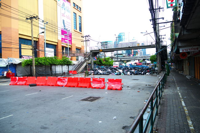 ちなみに、この先の道は、、こんな感じでものすごいことになっています。