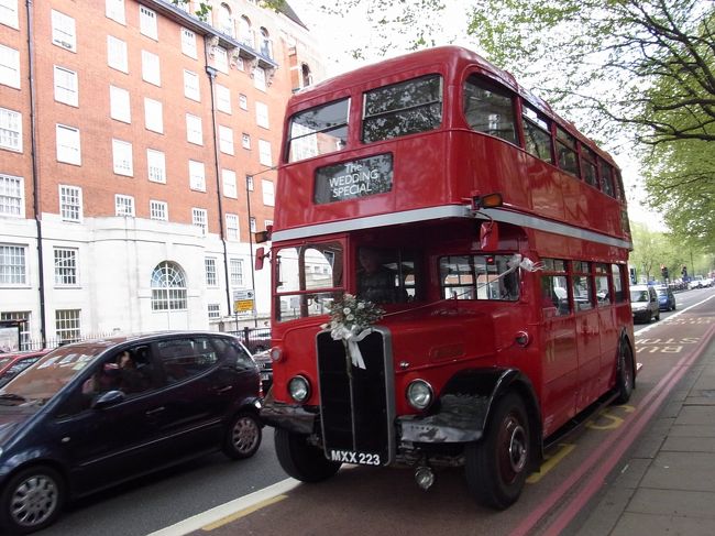 結婚式ヴァージョンのダブルデッカー！！<br />憧れます(*´・ω・)