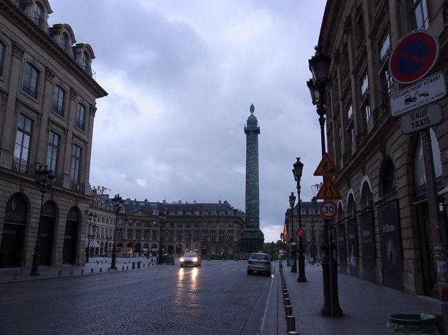 朝のPlace Vendôme(ヴァンドーム広場)