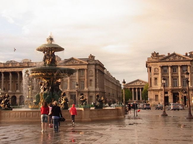 コンコルド広場から見えたマドレーヌ寺院
