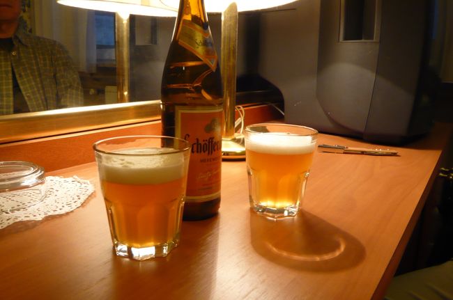 ライン河下りから　ケルンまで。　今日の予定　無事終了！　お疲れ様、　乾ー杯ー。