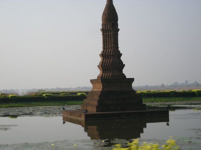 スコータイ空港。<br />空港内にこんなのがありました。