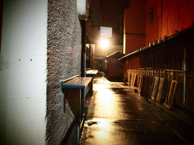 ドーラッツ市場は雨です。明日（元旦）は営業するのでしょうか？